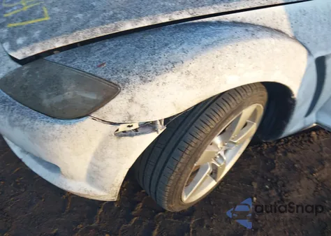 2005 Mazda Rx-8 Sport Automatic z USA, uszkodzony, nr VIN JM1FE17N050159031